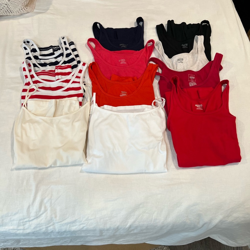 LOT/11 TANK TOP & CAMIS